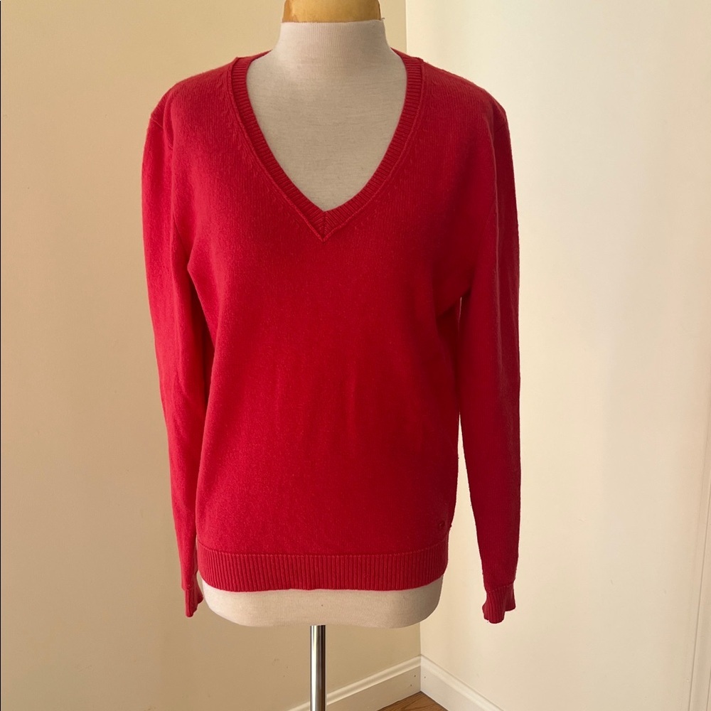 Marc O’Polo Women's medium V-Neck wool Sweater.